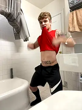 Snapshot of King_Kev_ chatting on 10-29-25, 04:42 King Kev online show from 10-29-25, 04:42