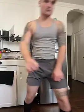 Snapshot of King_Kev_ chatting on 11-17-25, 05:41 King Kev online show from 11-17-25, 05:41