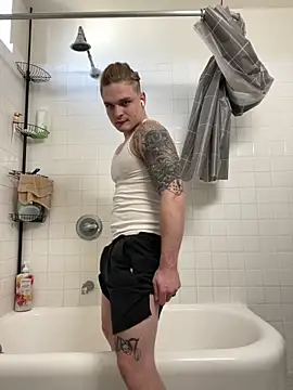 Snapshot of King_Kev_ chatting on 03-09-26, 05:17 King Kev online show from 03-09-26, 05:17