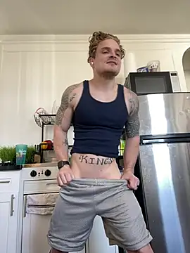 King Kev  online show from 04-20-26, 05:37