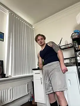 King Kev  online show from 04-21-26, 04:45