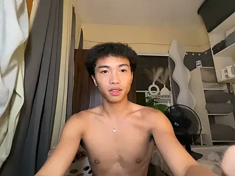 yourhotpinoy online show from 04-10-26, 07:07