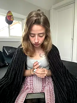 Snapshot of SeccySerena chatting on 10-11-25, 02:59 SeccySerena online show from 10-11-25, 02:59