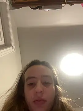 Snapshot of SeccySerena chatting on 01-09-26, 10:33 SeccySerena online show from 01-09-26, 10:33