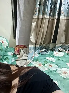 Snapshot of loving_candy chatting on 02-04-26, 06:47 loving candy online show from 02-04-26, 06:47