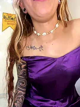 Sallem Pink online show from 10-22-25, 12:33