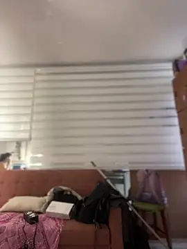 Snapshot of Sallem_Pink chatting on 05-16-26, 11:31 Sallem Pink online show from 05-16-26, 11:31
