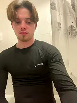 Snapshot of BWC00722 chatting on 11-23-25, 10:53 BWC00722 online show from 11-23-25, 10:53