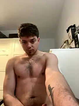 Snapshot of BWC00722 chatting on 12-16-25, 05:34 BWC00722 online show from 12-16-25, 05:34