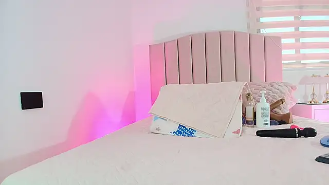 Snapshot of cataleya_ebony_ chatting on 11-05-25, 07:14 cataleya ebony online show from 11-05-25, 07:14