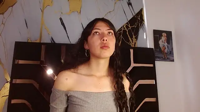 malejahotcs01 online show from 09-19-25, 12:28