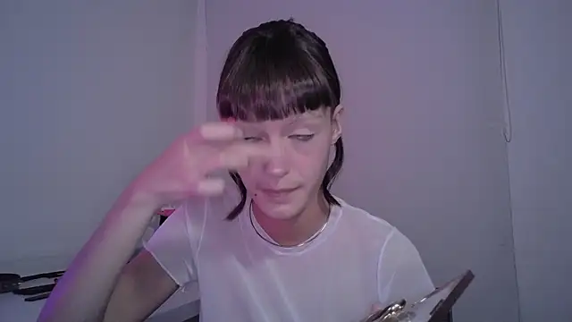 Snapshot of nina_kink chatting on 10-03-25, 09:12 nina kink online show from 10-03-25, 09:12