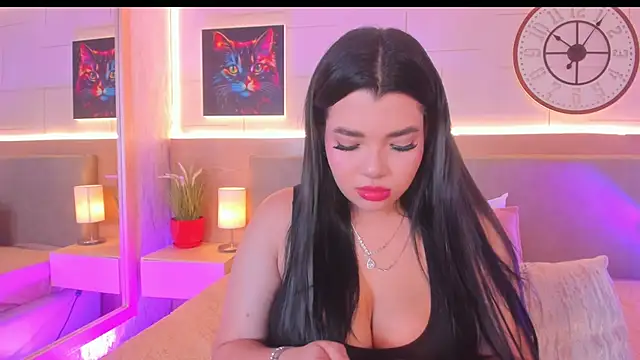 Snapshot of Meloddy_Rose chatting on 11-19-25, 03:39 Meloddy Rose online show from 11-19-25, 03:39