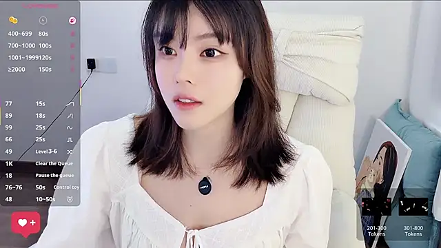 yara hot1 online show from 04-25-26, 03:09