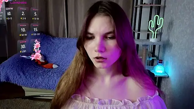 Snapshot of Nika_OMG chatting on 10-04-25, 07:23 Nika OMG online show from 10-04-25, 07:23