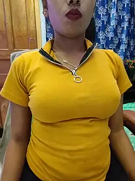 Snapshot of priya_26 chatting on 05-16-26, 01:10 priya 26 online show from 05-16-26, 01:10