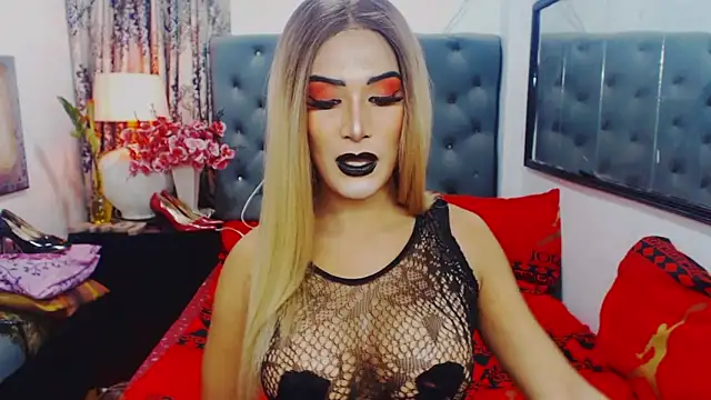 Snapshot of Mistress4fun chatting on 03-16-26, 05:55 Mistress4fun online show from 03-16-26, 05:55