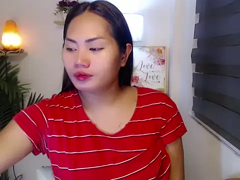 sluttyprincess0 online show from 05-28-26, 11:13