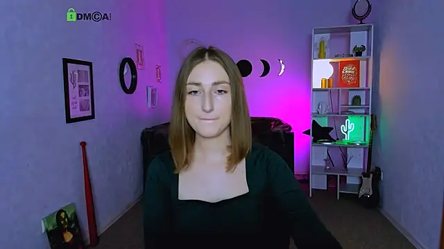 eva smiith  online show from 10-07-25, 05:15