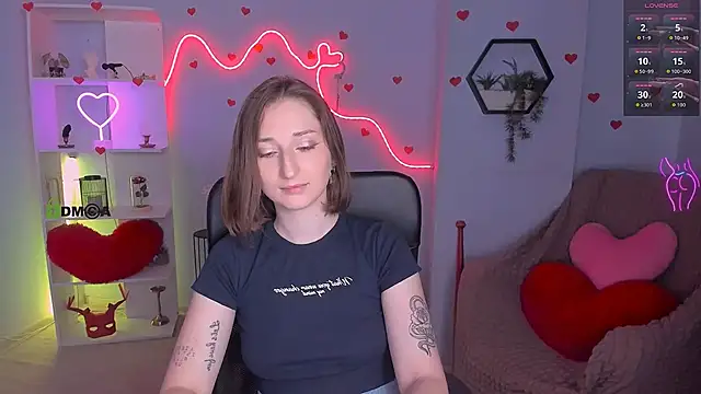 Snapshot of eva_smiith_ chatting on 06-12-26, 05:50 eva smiith online show from 06-12-26, 05:50