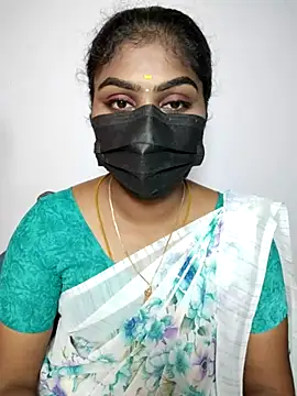 Snapshot of Tamil_Princess12 chatting on 09-26-25, 06:56 Tamil Princess12 online show from 09-26-25, 06:56