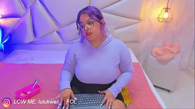Snapshot of lulukawai16 chatting on 09-30-25, 07:19 lulukawai16 online show from 09-30-25, 07:19