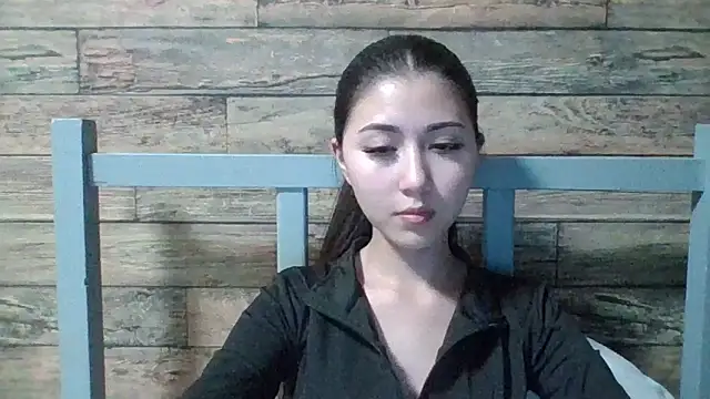 Virginia Hicks online show from 10-03-25, 06:38