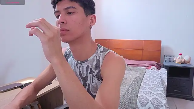 LuClawthorne  online show from 03-27-26, 03:45