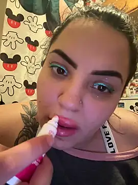 Snapshot of sexybunny18255 chatting on 02-22-26, 08:40 sexybunny18255 online show from 02-22-26, 08:40