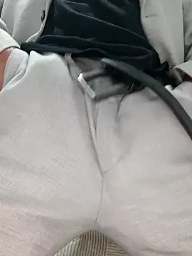 TheTurkishDelightinaSuit online show from 04-20-26, 11:28