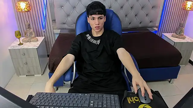 Snapshot of SamBlack_ chatting on 04-27-26, 07:34 SamBlack online show from 04-27-26, 07:34