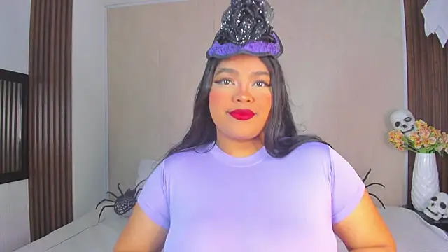 RileyDolly online show from 10-28-25, 03:43