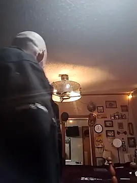 Snapshot of BonnienClyde5421 chatting on 02-25-26, 01:59 BonnienClyde5421 online show from 02-25-26, 01:59