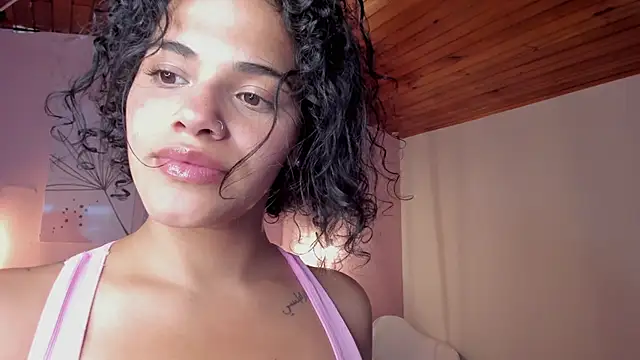 Snapshot of ATENA_JB chatting on 09-28-25, 05:02 ATENA JB online show from 09-28-25, 05:02