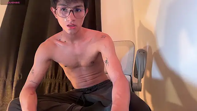 Angel bunny2 online show from 11-27-25, 04:25