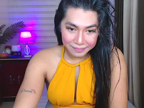 Snapshot of iredessa chatting on 10-27-25, 05:44 iredessa online show from 10-27-25, 05:44