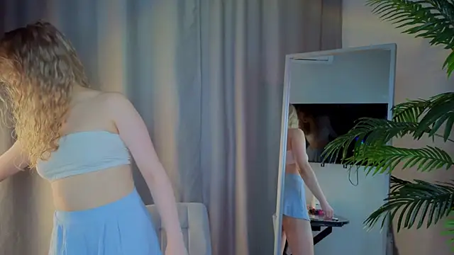 emilyshepar d online show from 10-29-25, 02:25