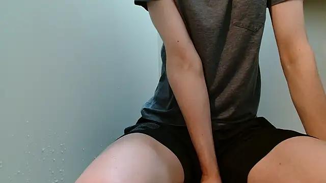 Snapshot of shint-11 chatting on 03-26-26, 12:00 shint-11 online show from 03-26-26, 12:00