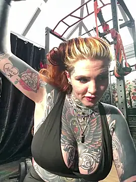 Snapshot of AlexandraWildd chatting on 02-25-26, 01:10 AlexandraWildd online show from 02-25-26, 01:10