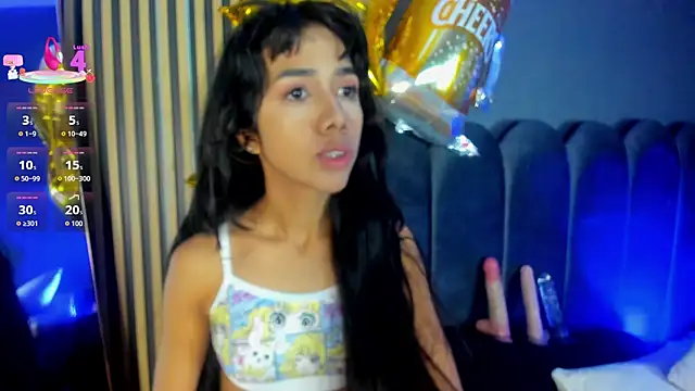 Snapshot of Gina_77 chatting on 09-30-25, 12:43 Gina 77 online show from 09-30-25, 12:43