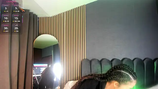 Snapshot of Gina_77 chatting on 11-06-25, 12:06 Gina 77 online show from 11-06-25, 12:06