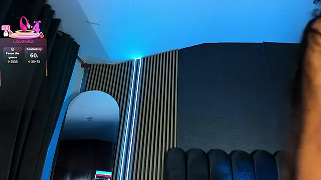 Snapshot of Gina_77 chatting on 12-01-25, 07:41 Gina 77 online show from 12-01-25, 07:41