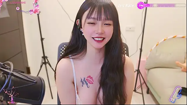 Yucheng  520 online show from 04-23-26, 06:58