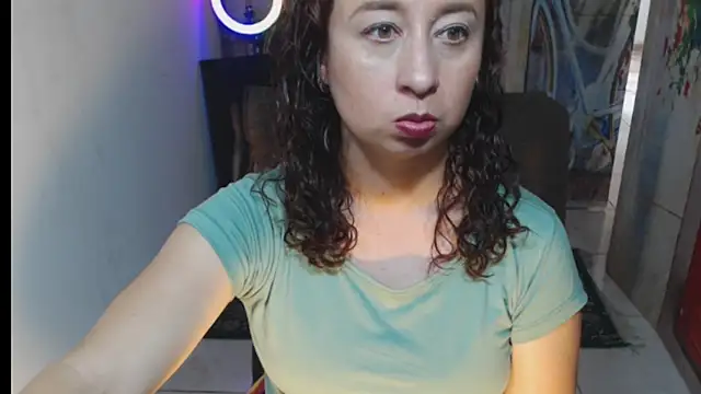 Milf Valeria online show from 12-04-25, 05:21