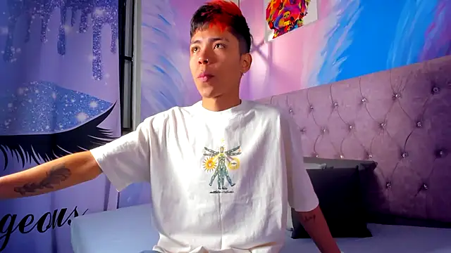 MaxiWildd online show from 10-17-25, 12:41