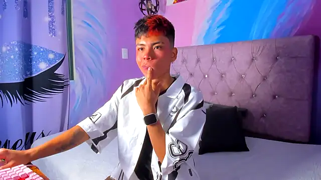 MaxiWildd online show from 10-25-25, 12:56