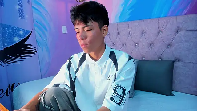 MaxiWildd online show from 03-20-26, 02:11