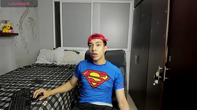 Snapshot of Noxx_starkK chatting on 09-09-25, 02:55 Noxx starkK online show from 09-09-25, 02:55