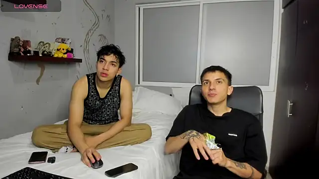 Snapshot of Noxx_starkK chatting on 09-13-25, 03:28 Noxx starkK online show from 09-13-25, 03:28