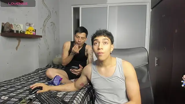 Snapshot of Noxx_starkK chatting on 09-21-25, 11:50 Noxx starkK online show from 09-21-25, 11:50